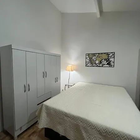 Flat Studio Em Area Central Com Ar Condicionado E Garagem Mogi das Cruzes Exterior photo