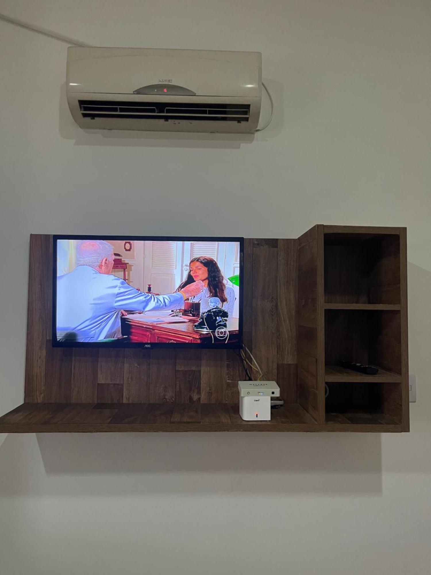 Flat Em Area Com Ar Condicionado E Garagem Mogi das Cruzes